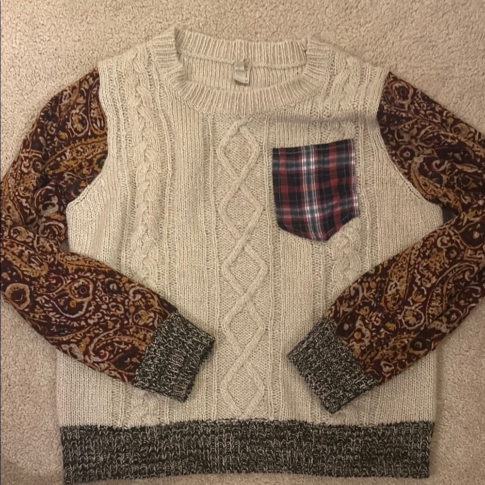 Cream Cable Knit Sweater with Patterned Sleeves